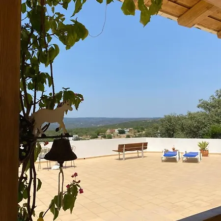 Casa Da Ainheira 44 Cruz Da Assumada 8100-296 Λουλέ